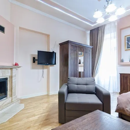 Grebinky 9 * Leópolis